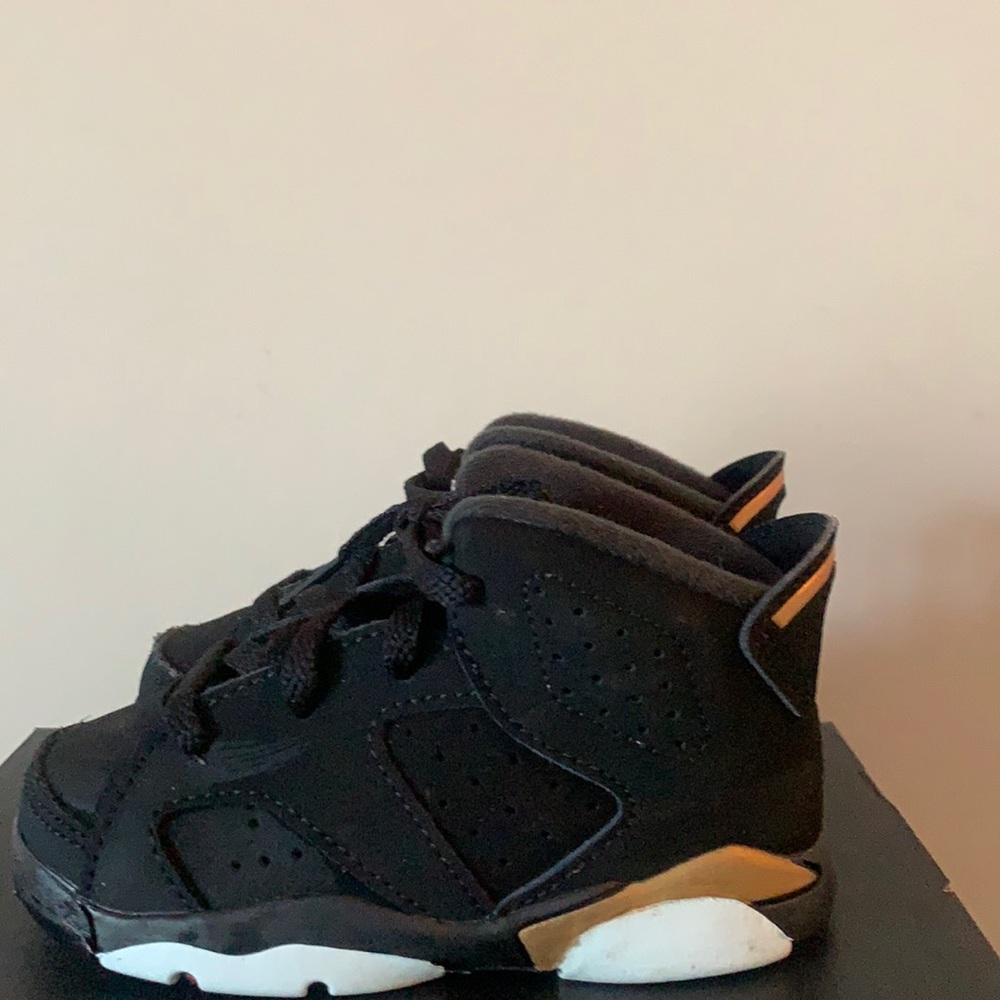Jordan 6 Retro Dump Black/Gold